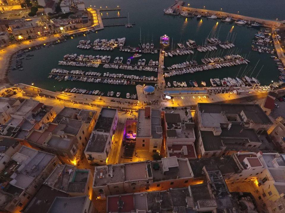 B&B La Baia Sea Rooms Бишелье Экстерьер фото